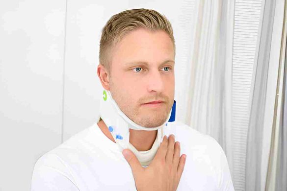 How a Cervical Traction Device Can Relieve Neck Pain and Tension